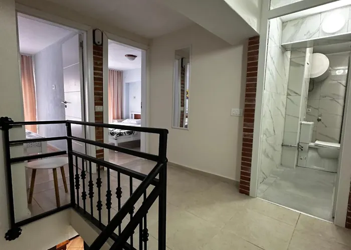Cozy & Accessible Home, Just Like Yours! *
