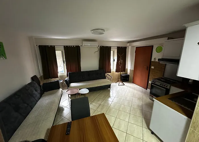 Cozy & Accessible Home, Just Like Yours! Apartment *